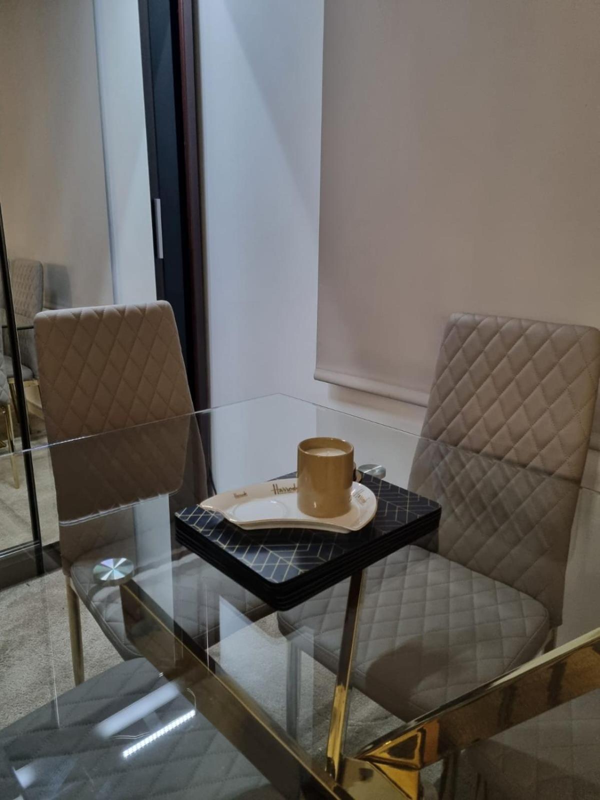 Stylish London Apartment & Free Parking Luaran gambar