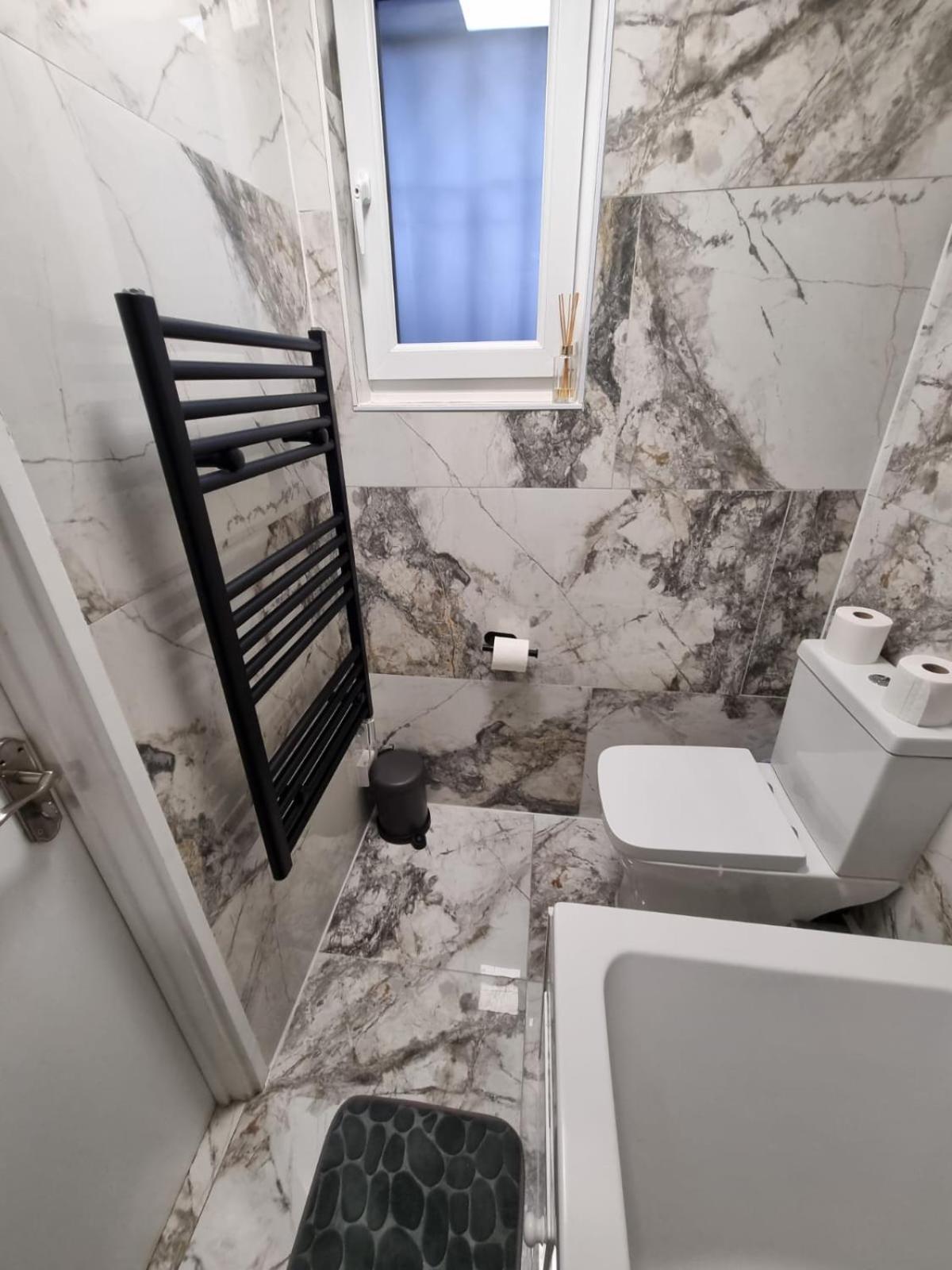 Stylish London Apartment & Free Parking Luaran gambar