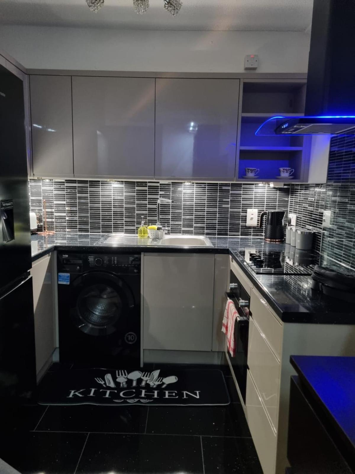 Stylish London Apartment & Free Parking Luaran gambar